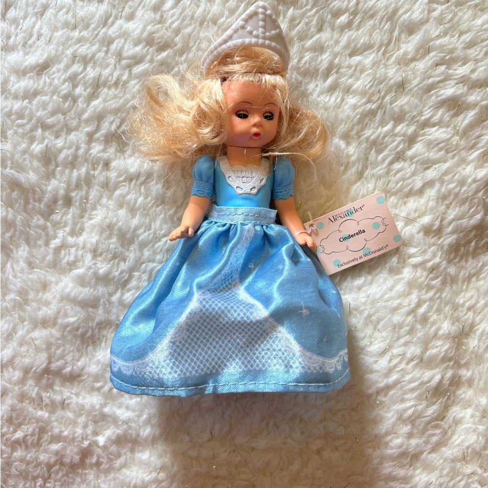 Madame Alexander Blue and White Doll (Cinderella).